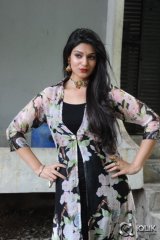 Siya Gautham at Pilavani Perantam Movie Opening